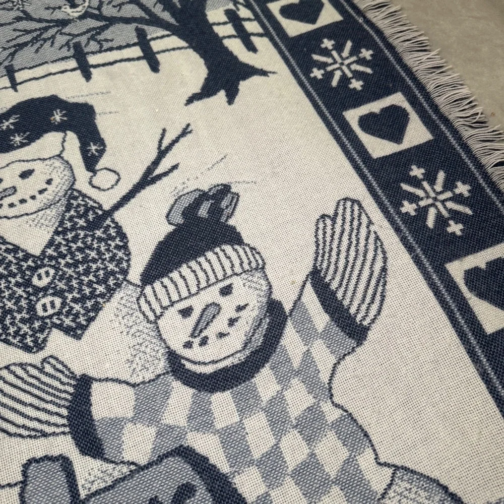 Vintage Welcome to Snowtown Snowman Family Throw Tapestry Blanket Blue Gray EUC‎